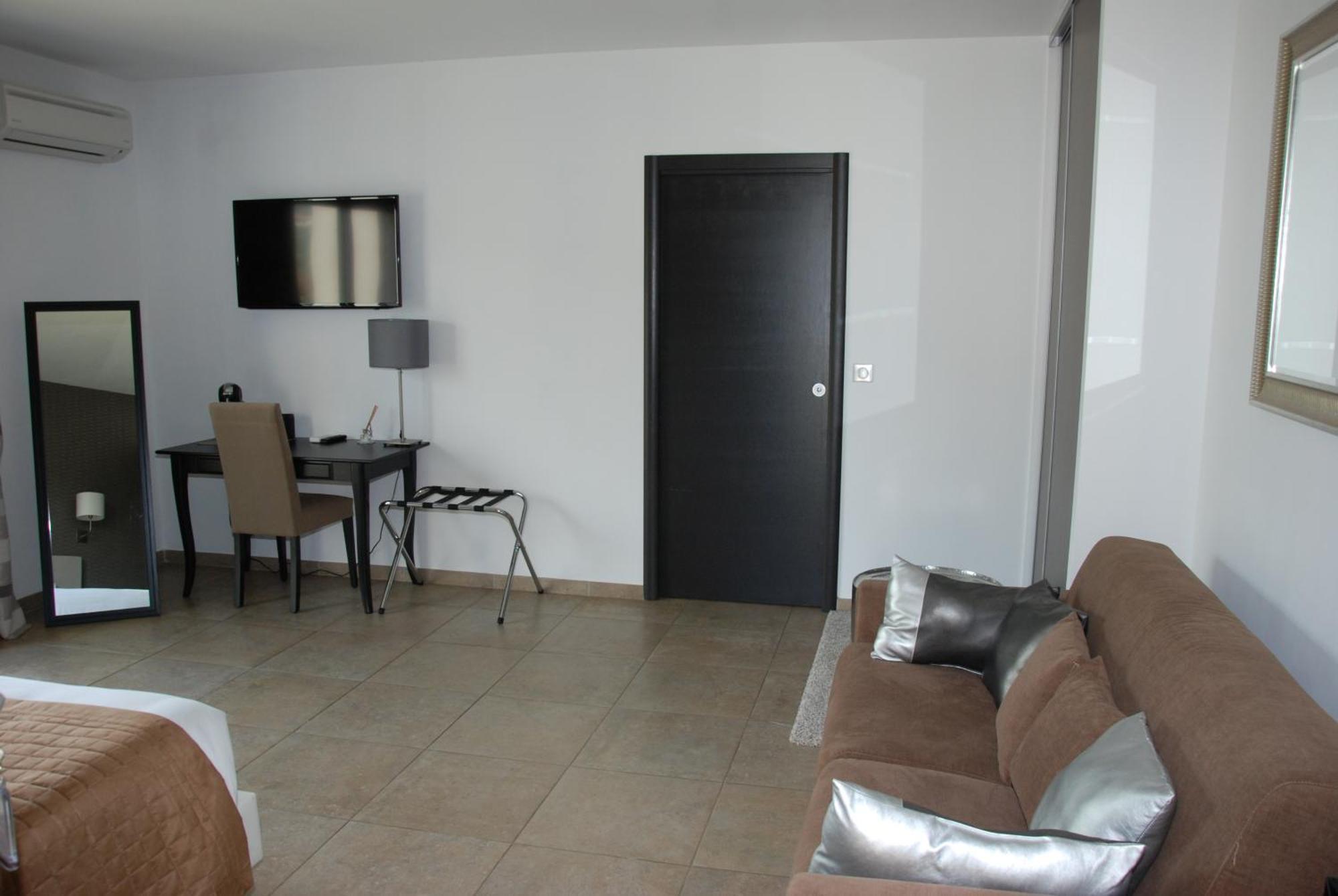 Hotel & Restaurant Les Bergeries D'Alata Bilik gambar